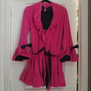 pink and black betsy johnson robe.